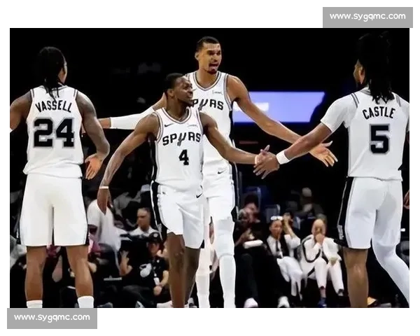 NBA马刺迎战开拓者青春风暴碰撞老牌底蕴谁能笑到最后